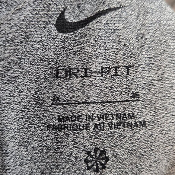 Nike Women's Attack DRI-FIT Mid-Rise Shorts 5 in - Grey / White - NWT - Picture 3 of 8